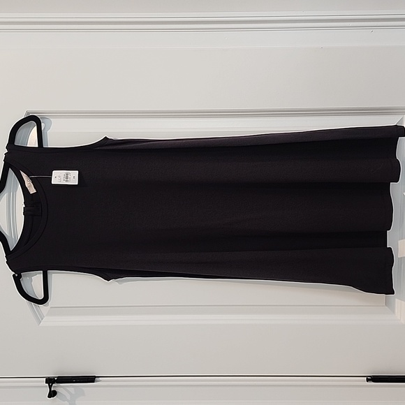 LOFT Dresses & Skirts - **NWT** LOFT Black Dress Size XS